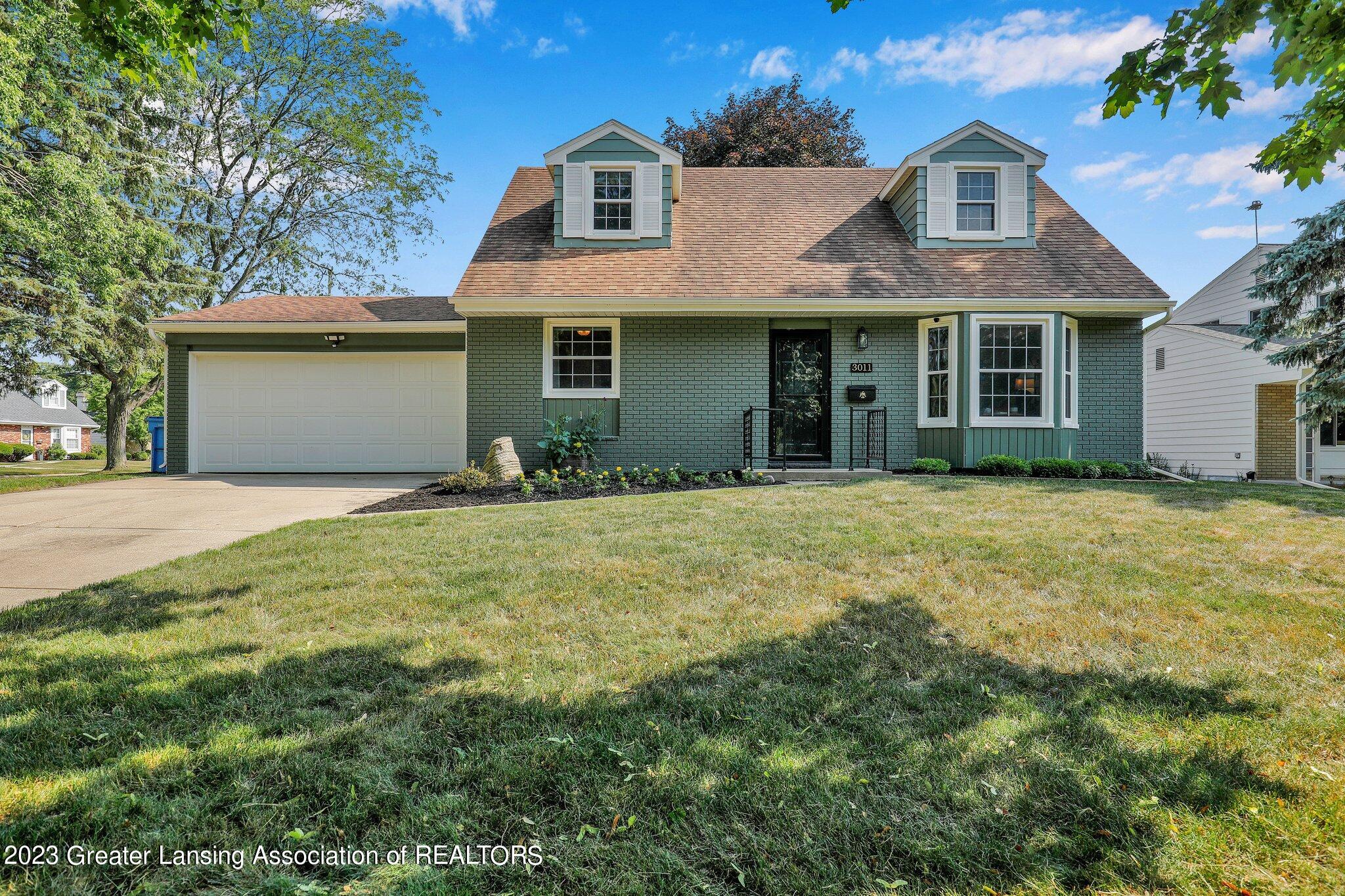 3011 Colchester Road Lansing, MI 48906 - Photo 2 of 43 44-web-or-mls-Open Ended Media-43