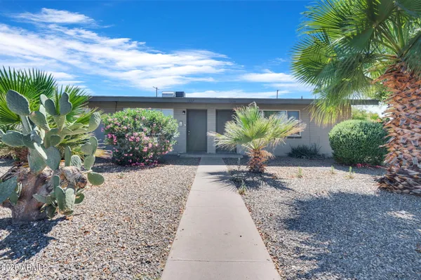 $575,000 | 1357 West Garden Circle, Mesa, AZ 85201