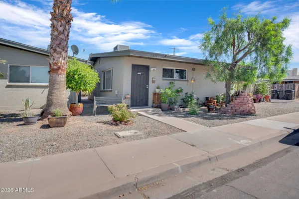 $575,000 | 1357 West Garden Circle, Mesa, AZ 85201