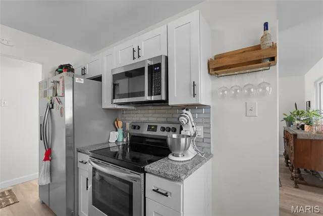 $299,900 | 6301 Ashbury Drive, St. Louis, MO 63123