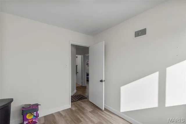 $299,900 | 6301 Ashbury Drive, St. Louis, MO 63123