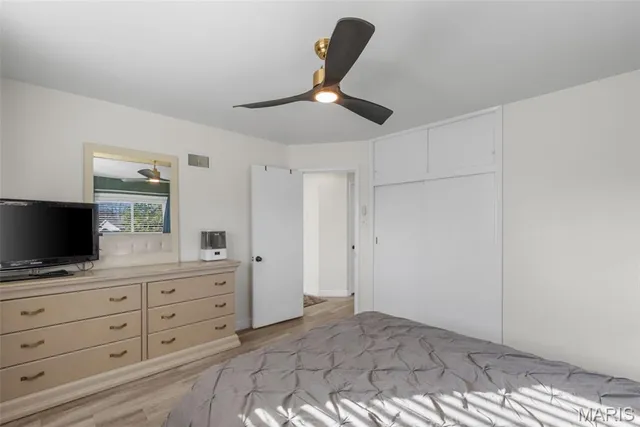 $299,900 | 6301 Ashbury Drive, St. Louis, MO 63123