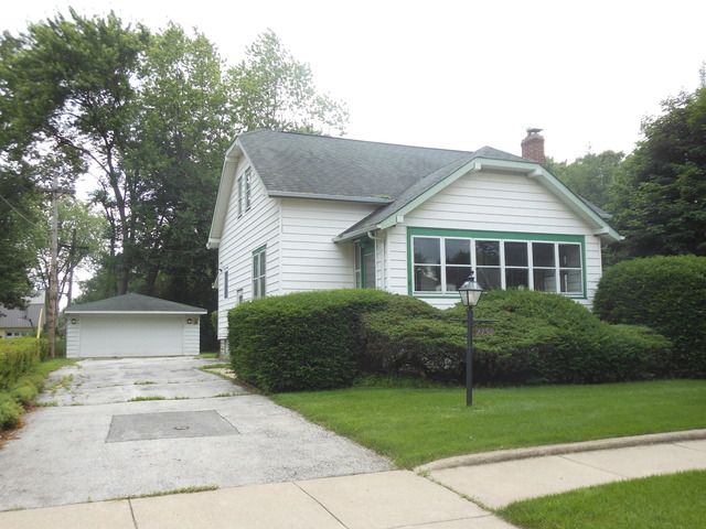 2151 Maple Road Homewood, IL 60430 - Photo 1 of 23