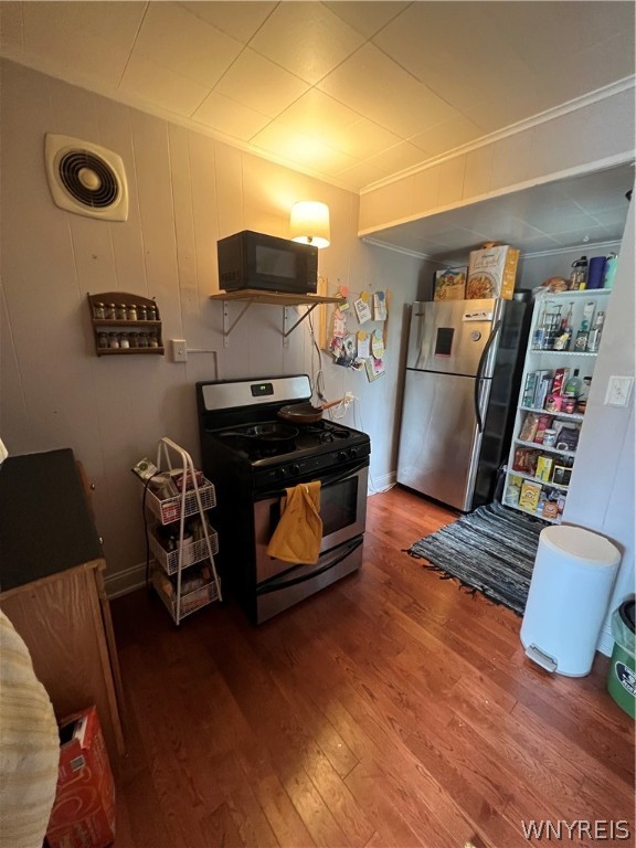 57 Abbottsford Place Buffalo, NY 14213 - Photo 12 of 24