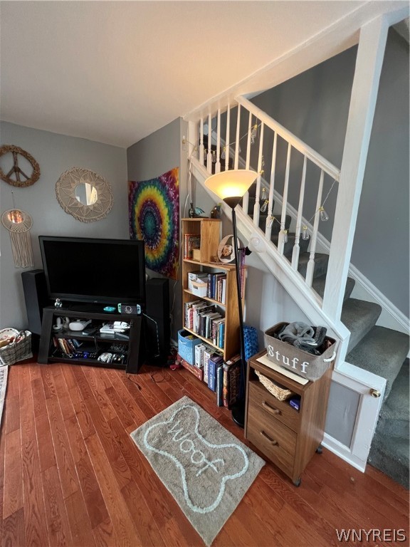 57 Abbottsford Place Buffalo, NY 14213 - Photo 4 of 24