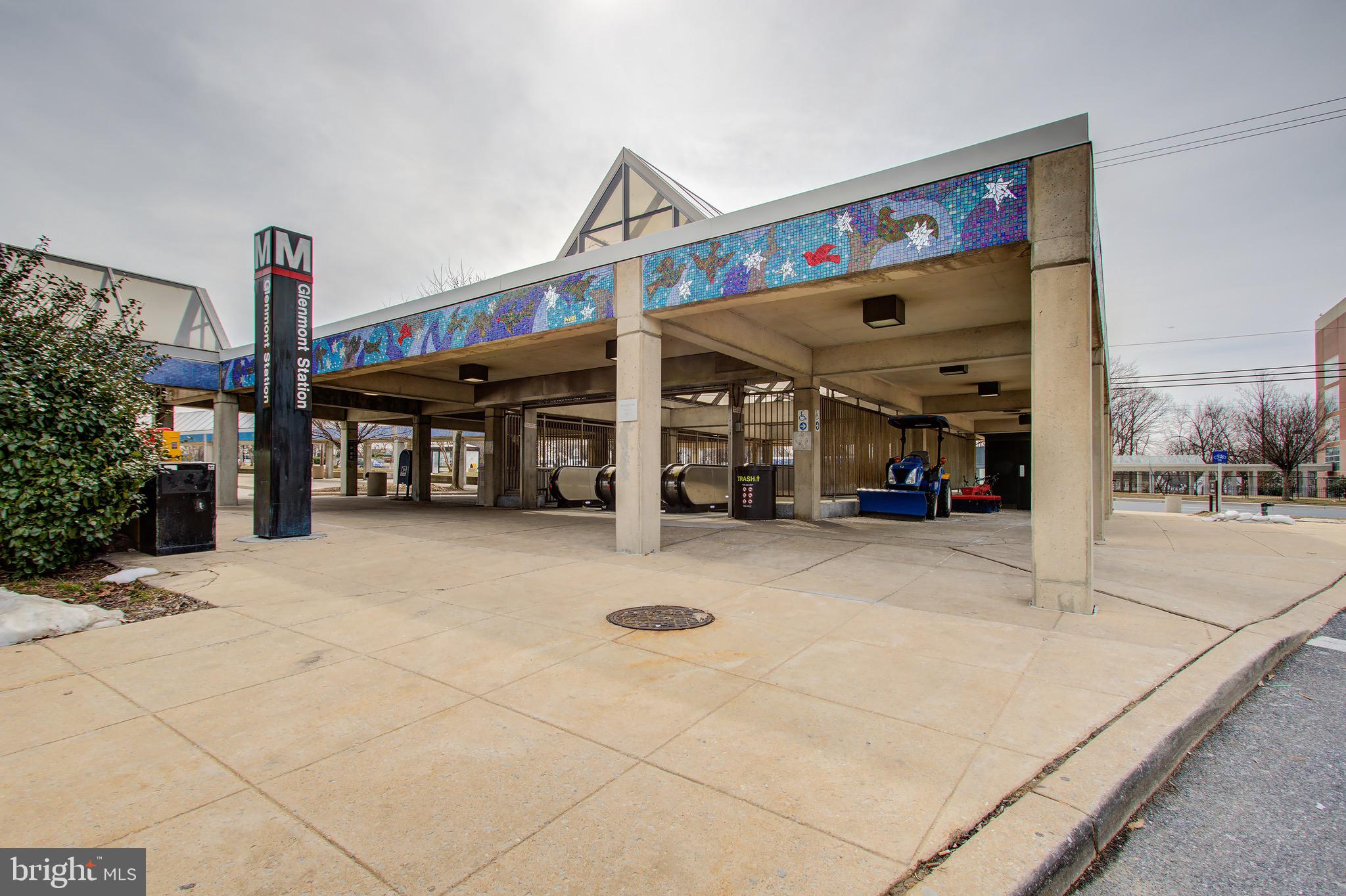 2306 Greenery Lane, Unit 10114 Silver Spring, MD 20906 - Photo 3 of 33