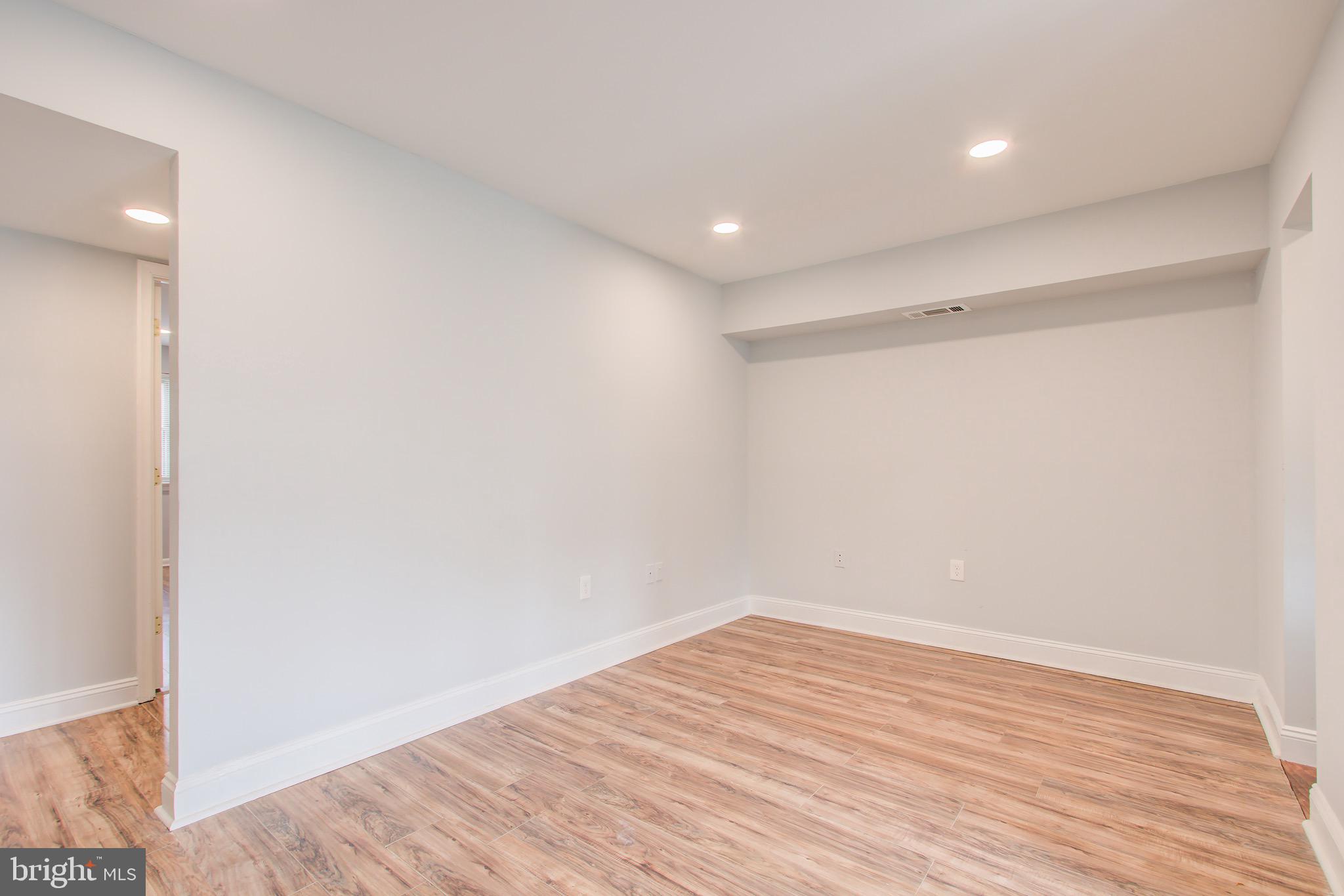 2306 Greenery Lane, Unit 10114 Silver Spring, MD 20906 - Photo 21 of 33