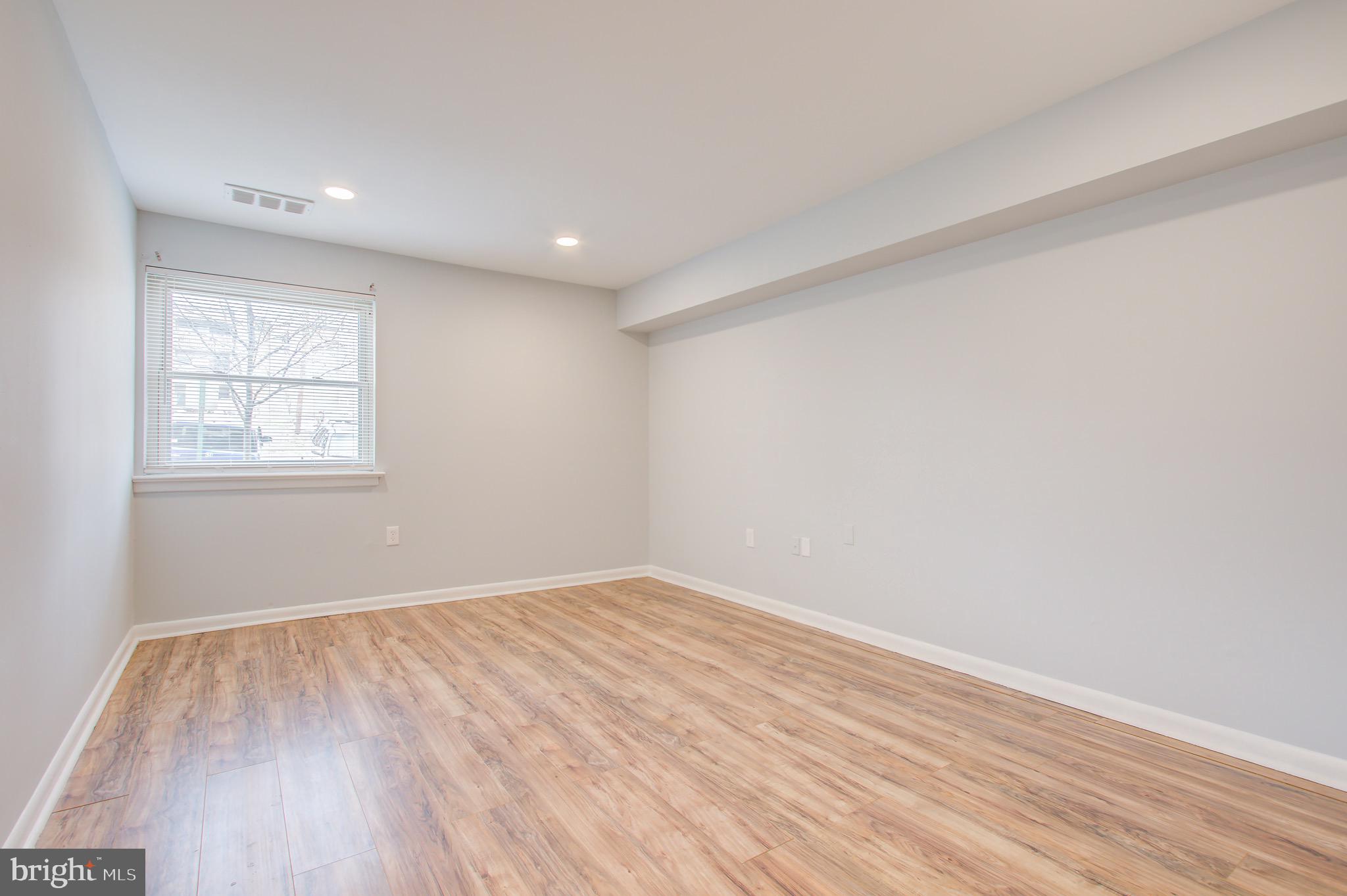 2306 Greenery Lane, Unit 10114 Silver Spring, MD 20906 - Photo 25 of 33