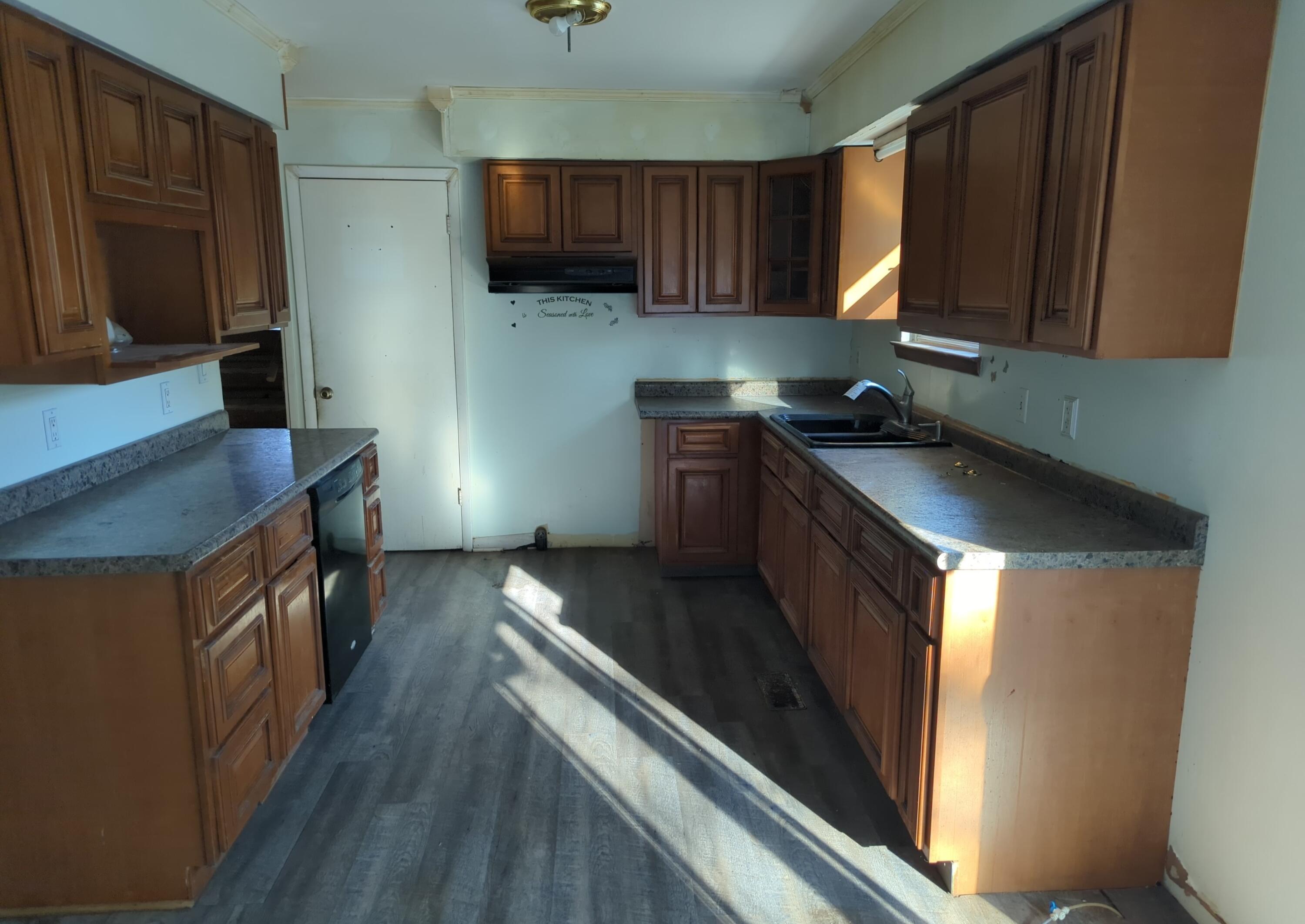 1236 Peavine Road Rock Spring, GA 30739 - Photo 5 of 12 Kitchen