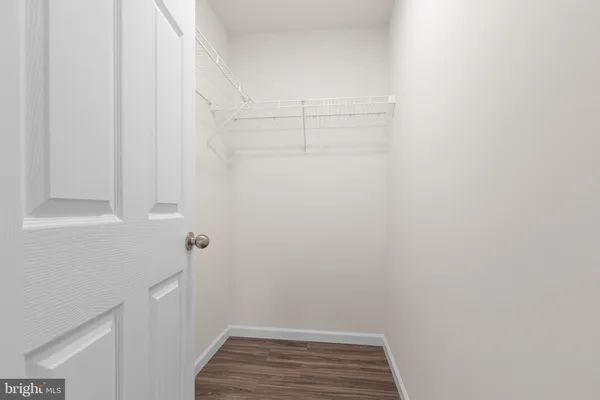 a view of utility room