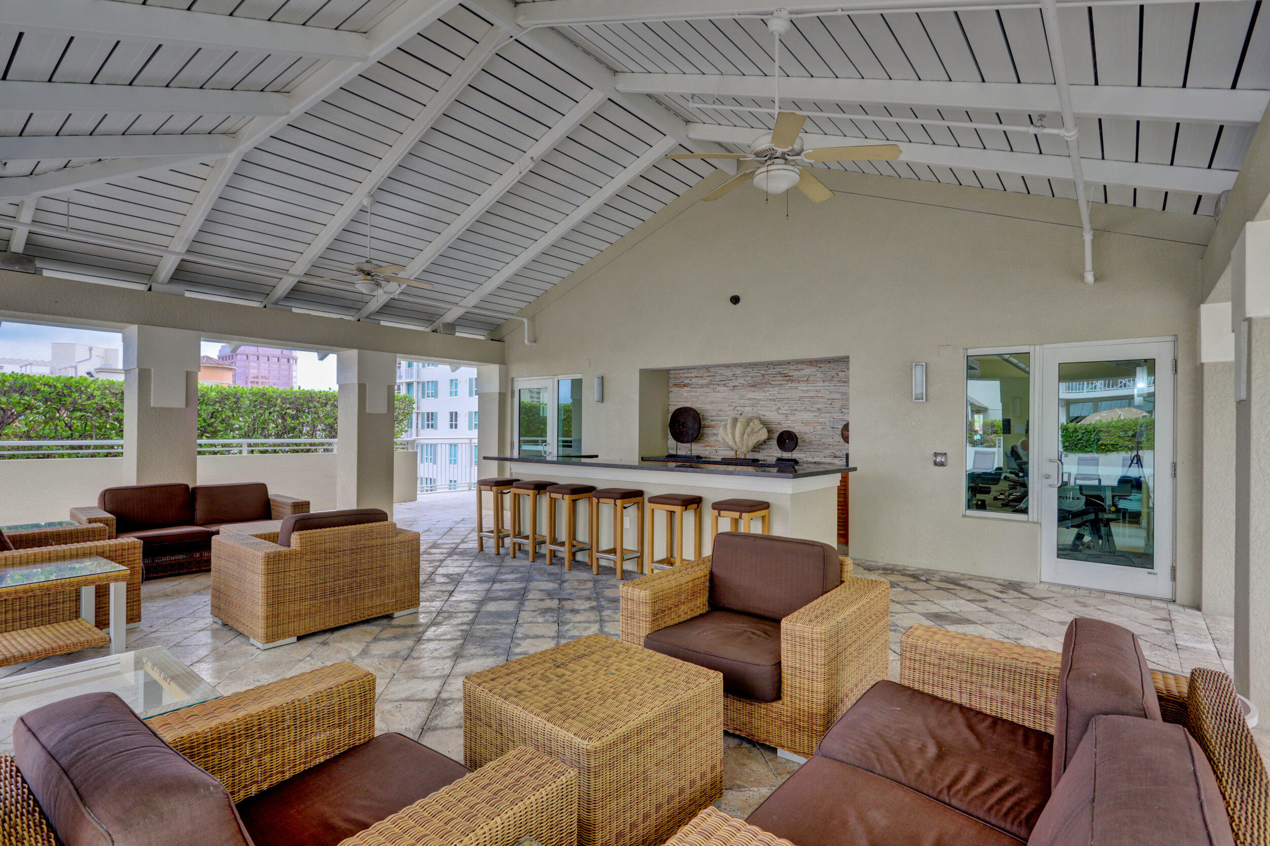 480 Hibiscus Street, Unit 1021 West Palm Beach, FL 33401 - Photo 32 of 41 Sun Deck Bar