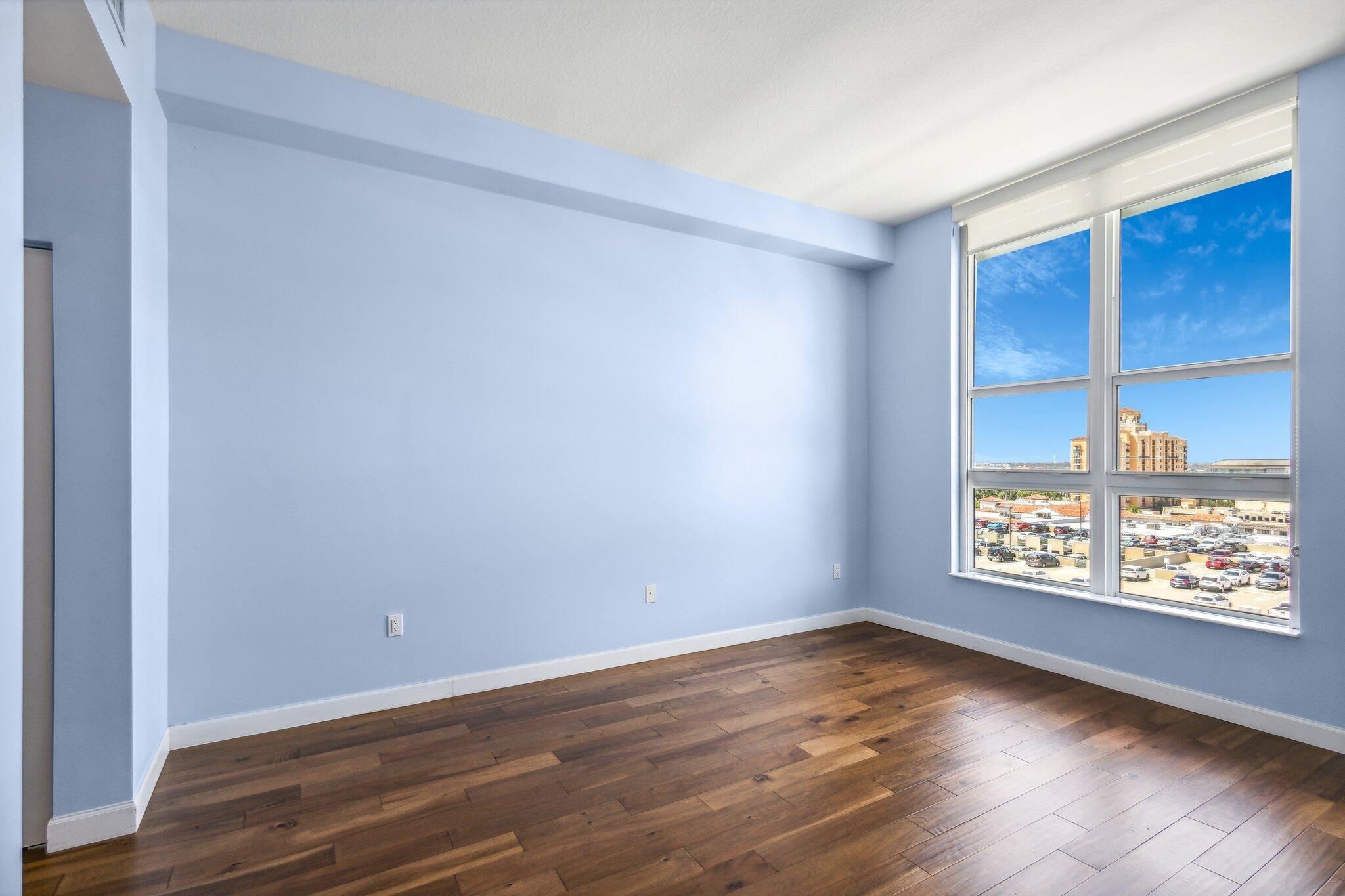 480 Hibiscus Street, Unit 1021 West Palm Beach, FL 33401 - Photo 8 of 41 Primary Bedroom