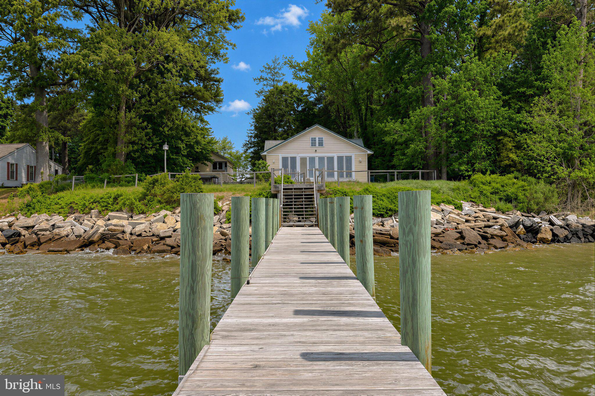 42195 White Point Beach Road Leonardtown, MD 20650 - Photo 28 of 57 Charming waterfront retreat awaits.