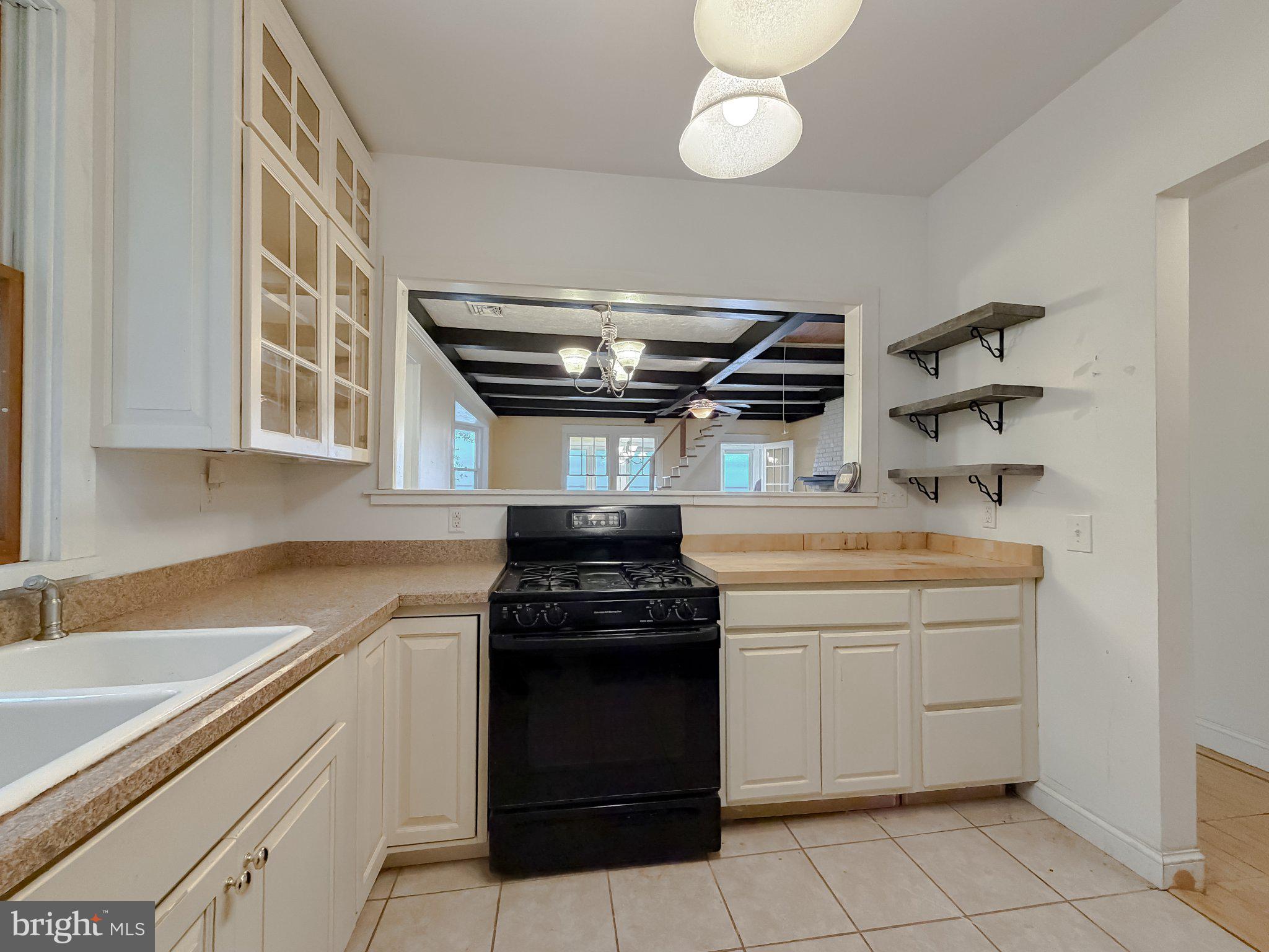 42195 White Point Beach Road Leonardtown, MD 20650 - Photo 35 of 57 Charming kitchen with modern touches.