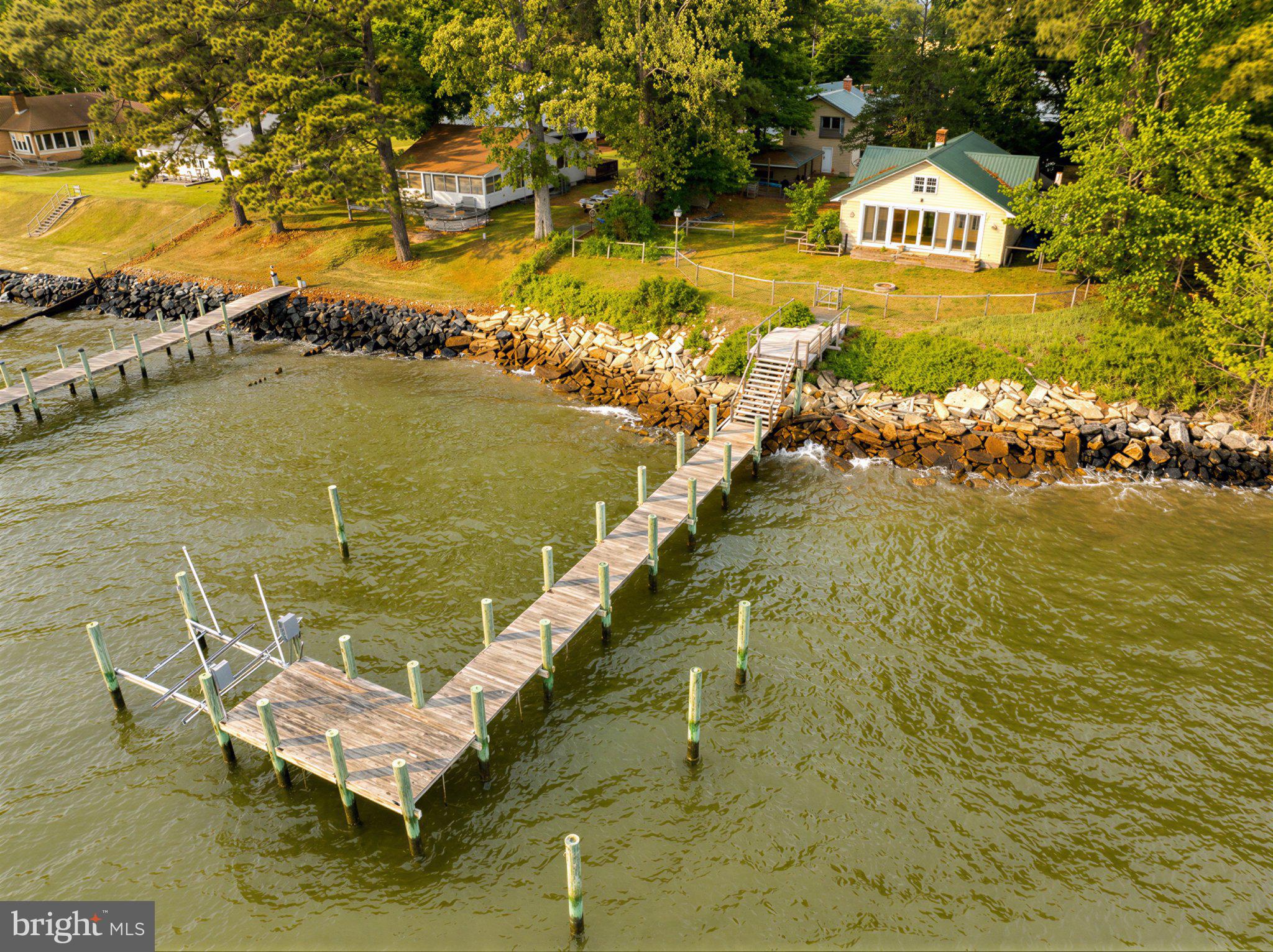 42195 White Point Beach Road Leonardtown, MD 20650 - Photo 5 of 57 Charming waterfront retreat awaits you.