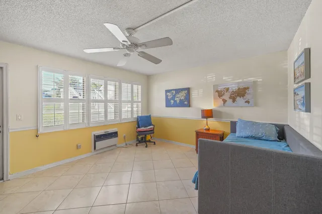 $89,500 | 390 Durham Circle, Unit M, Deerfield Beach, FL 33442