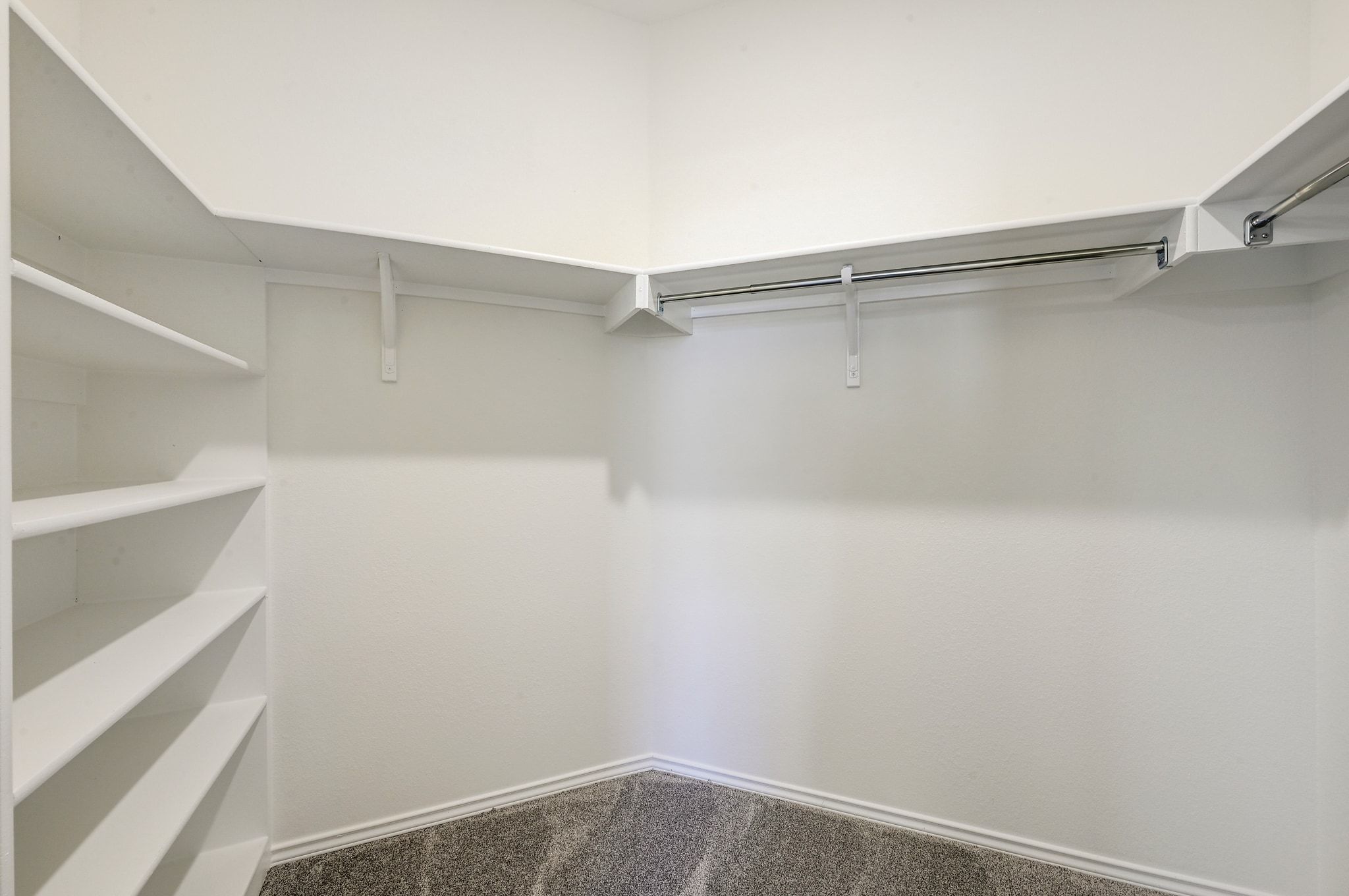 4034 Torraca Lane Round Rock, TX 78665 - Photo 18 of 32 a view of an empty walk in closet
