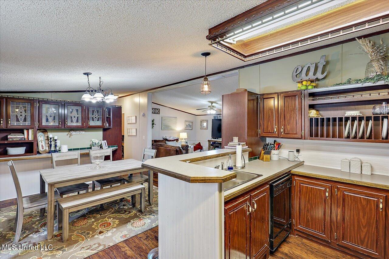 124 Canterbury Road Brandon, MS 39042 - Photo 11 of 24 11-124 Canterbury Rd