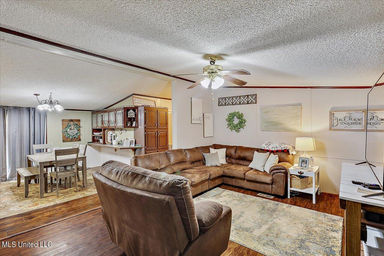 06-124 Canterbury Rd