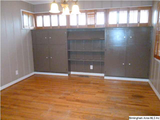 206 Butler Street Columbiana, AL 35051 - Photo 3 of 21