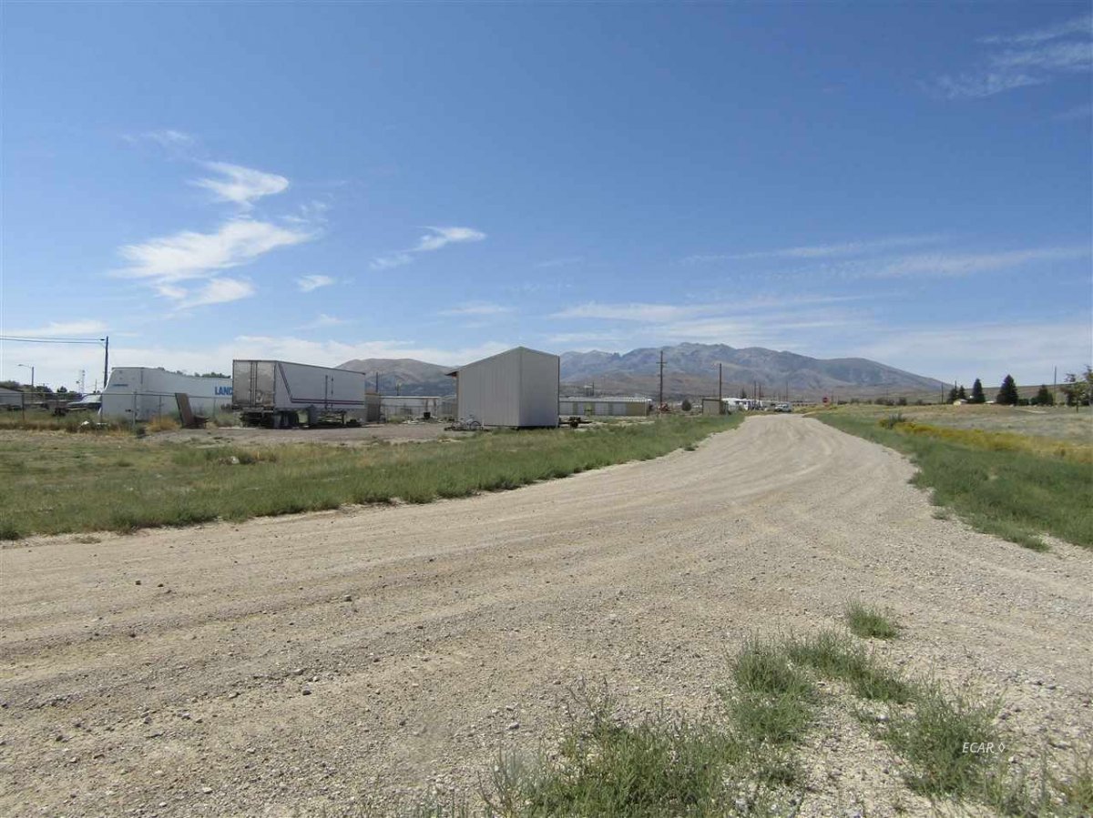 26 7th Street Wells, NV 89835 - Photo 3 of 6
