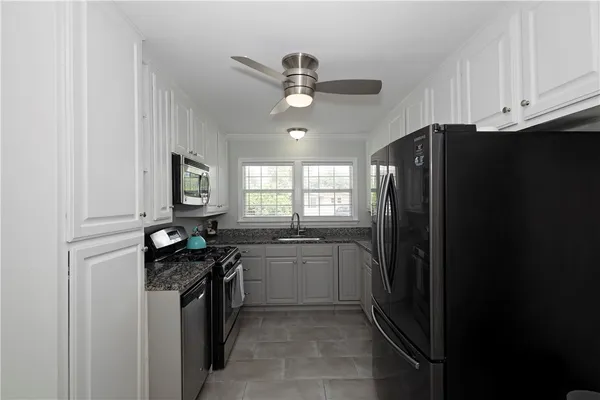 $2,299 | 1325 Ray Drive, Corpus Christi, TX 78411