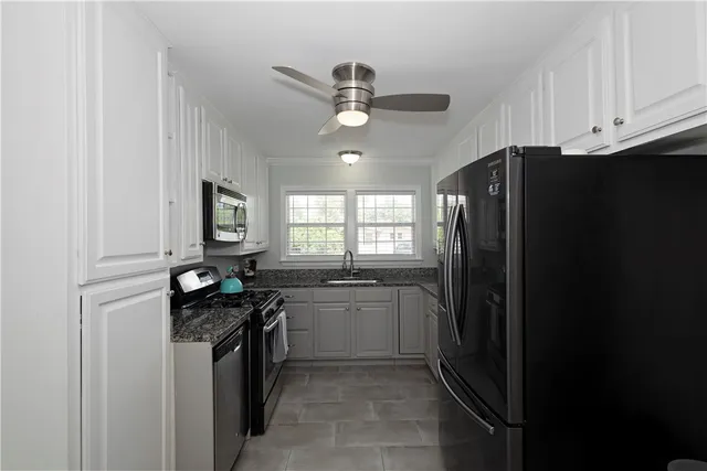 $2,299 | 1325 Ray Drive, Corpus Christi, TX 78411