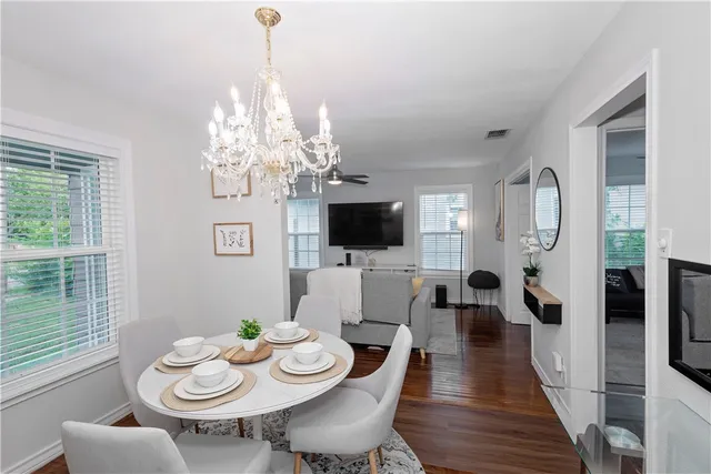 $2,299 | 1325 Ray Drive, Corpus Christi, TX 78411