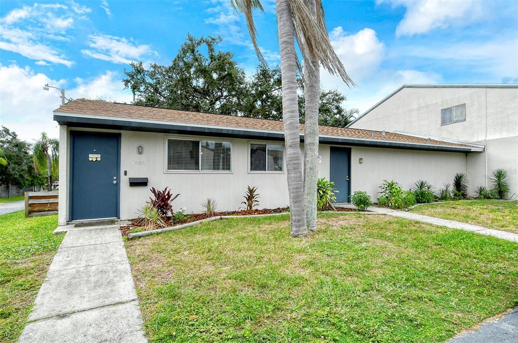 1003 Longfellow Circle, Unit 1003 Sarasota, FL 34243 - Photo 1 of 1