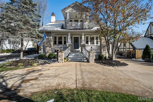 $740,000 | 716 North Kirkwood Road, Kirkwood, MO 63122