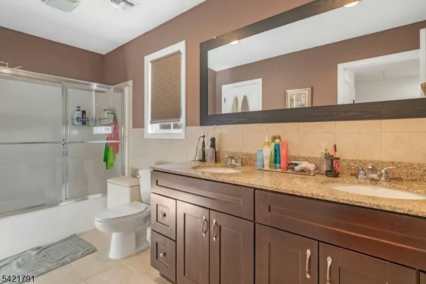 $599,000 | 133 7th Street, Keansburg, NJ 07734