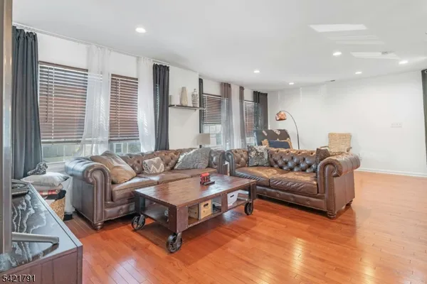$599,000 | 133 7th Street, Keansburg, NJ 07734