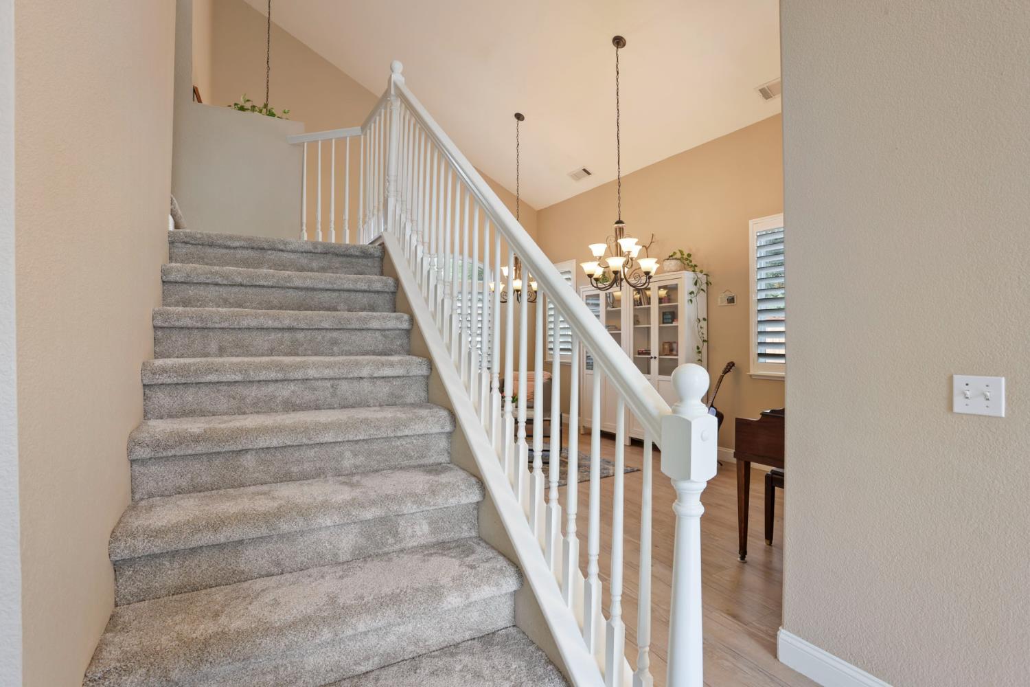 3755 Canyonlands Road Stockton, CA 95209 - Photo 14 of 37 a view of entryway and hall