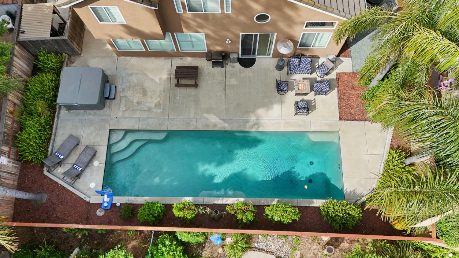 3755 Canyonlands Road Stockton, CA 95209 - Photo 34 of 37 an aerial view of a house with a yard