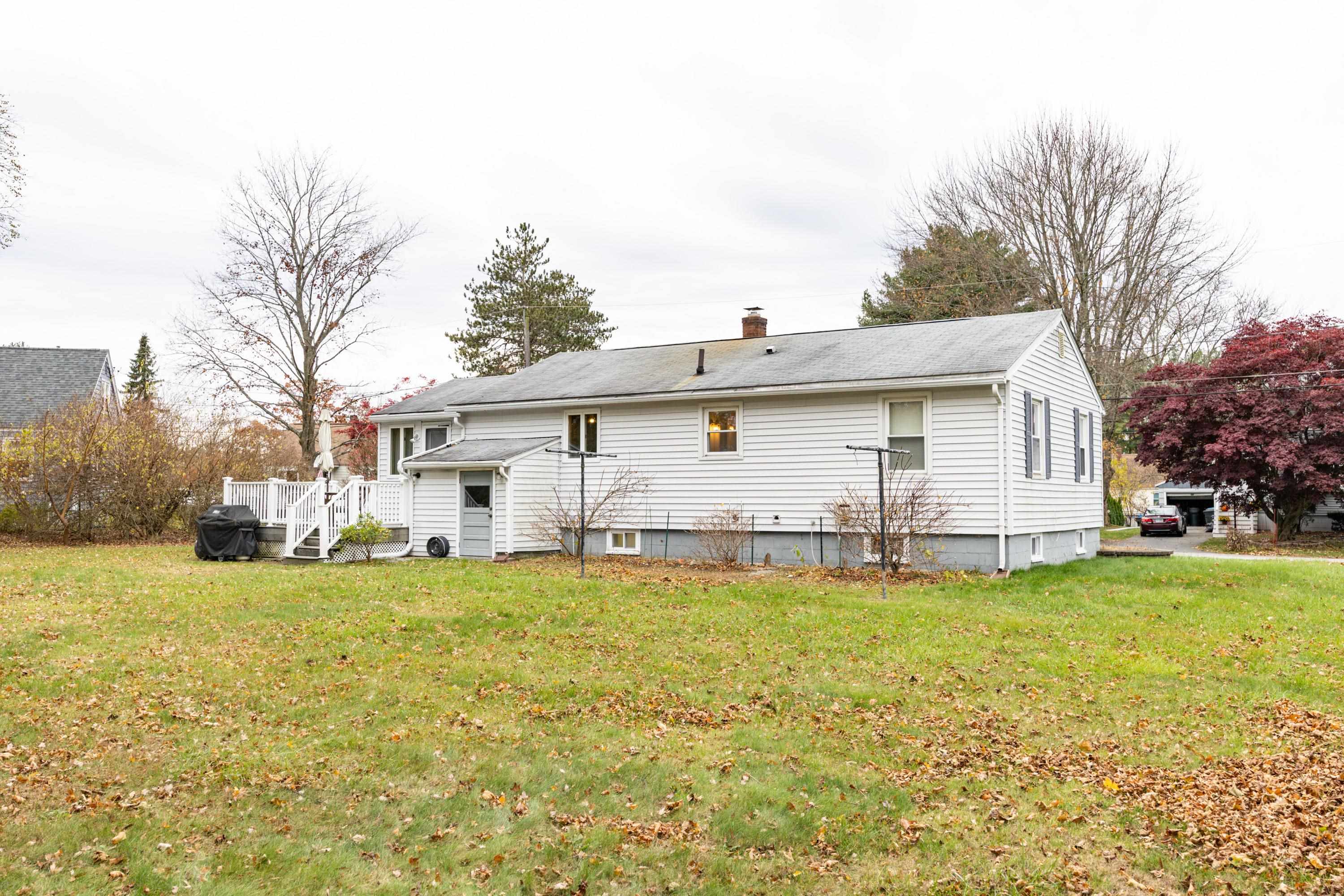11 Maclarnon Road Salem, NH 03079 - Photo 30 of 36 Gallery Image 30