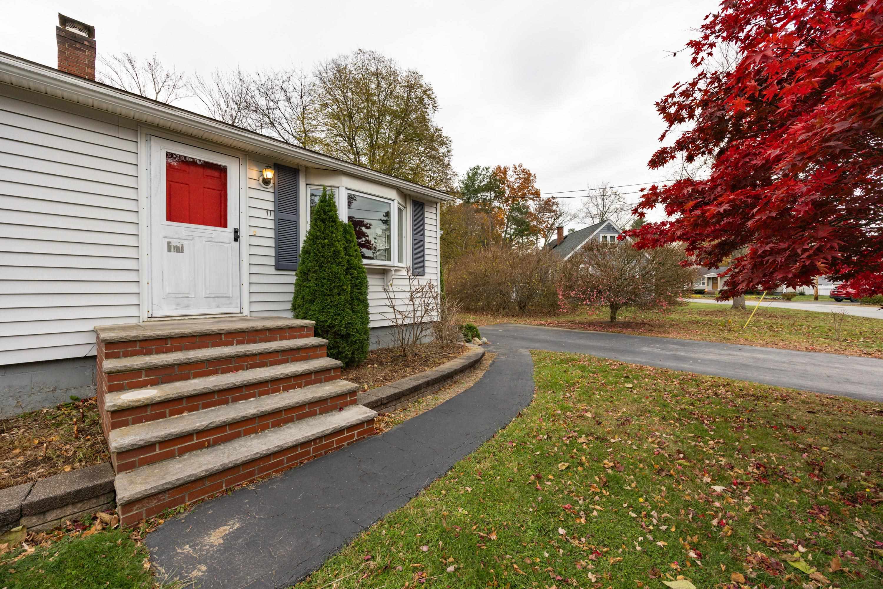 11 Maclarnon Road Salem, NH 03079 - Photo 36 of 36 Gallery Image 36