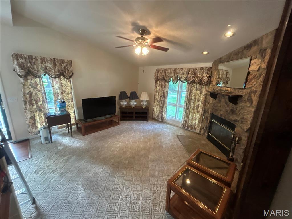 88 State Street Eldred, IL 62027 - Photo 7 of 18
