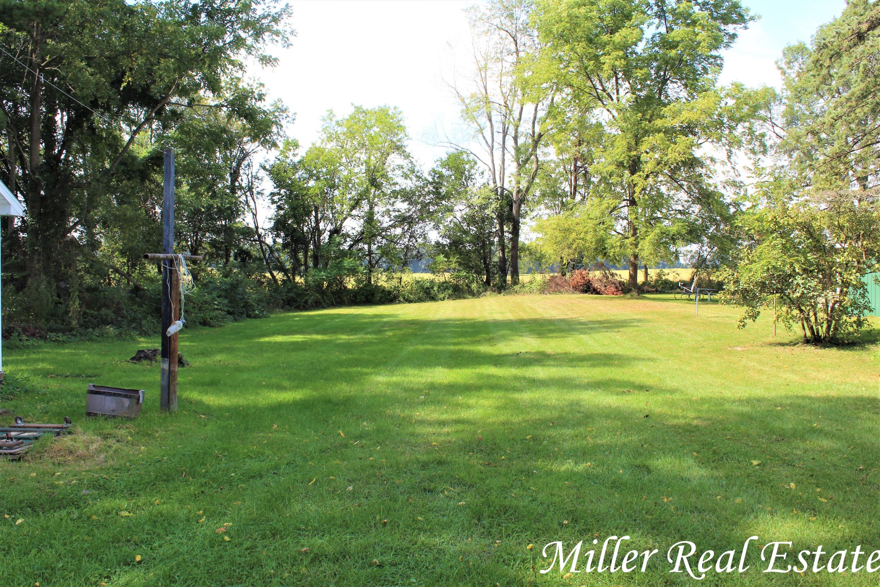 10404 South Norris Road Delton, MI 49046 - Photo 6 of 29 MILLER MEANS SOLD!4
