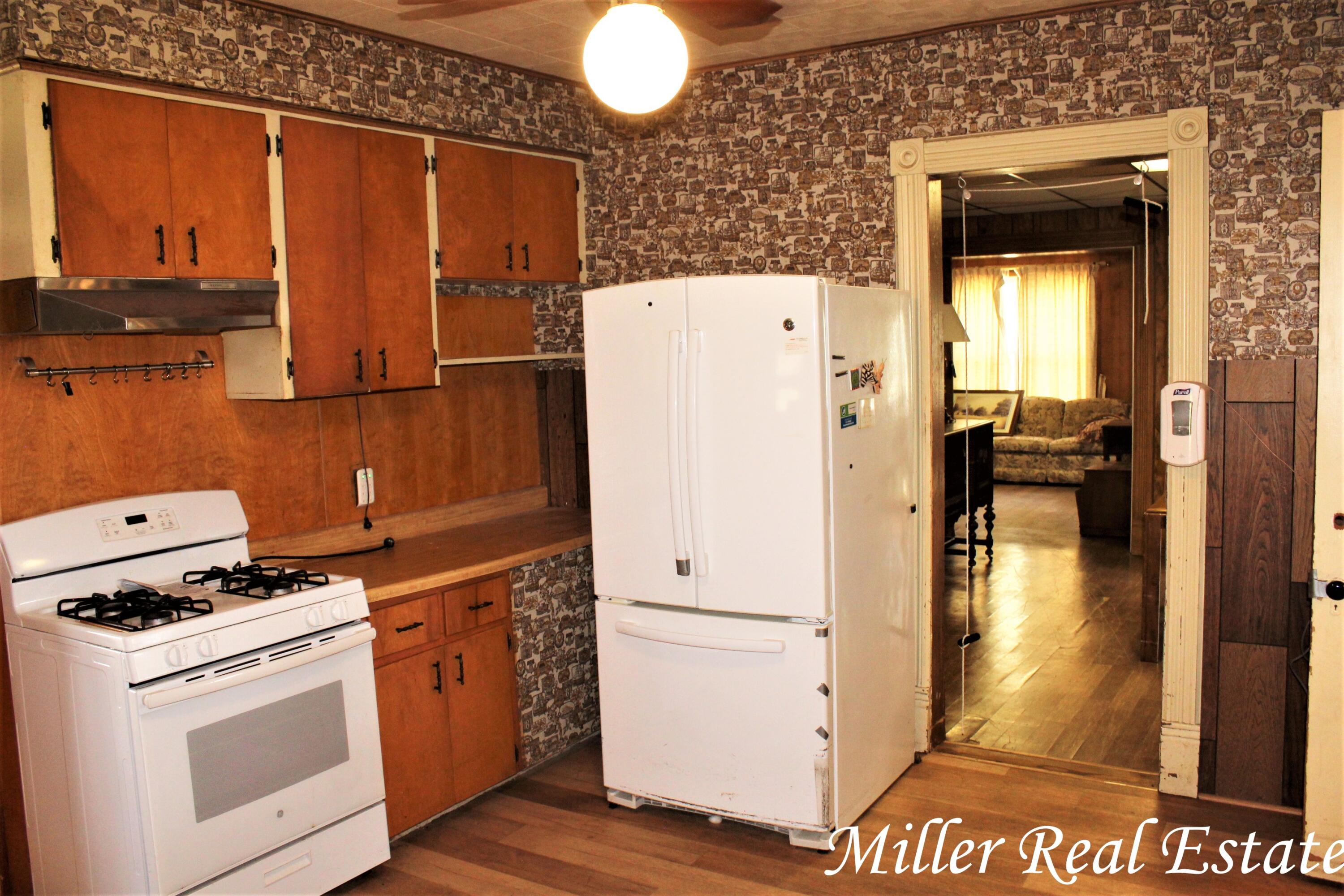 10404 South Norris Road Delton, MI 49046 - Photo 8 of 29 MILLER MEANS SOLD!29