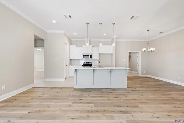 $319,999 | 3899 Waterbury Avenue, Baton Rouge, LA 70820