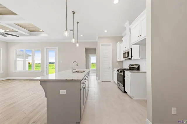 $319,999 | 3899 Waterbury Avenue, Baton Rouge, LA 70820