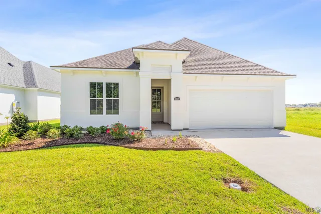 $319,999 | 3899 Waterbury Avenue, Baton Rouge, LA 70820