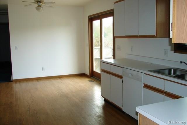 3564 Fish Lake Road Lapeer, MI 48446 - Photo 11 of 34 Kitchen 2.jpg