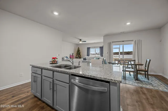 $299,900 | 1215 Queensland Lane, Ayden, NC 28513