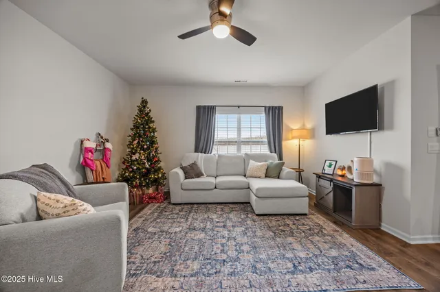 $299,900 | 1215 Queensland Lane, Ayden, NC 28513