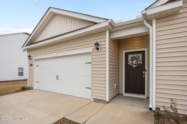 $299,900 | 1215 Queensland Lane, Ayden, NC 28513