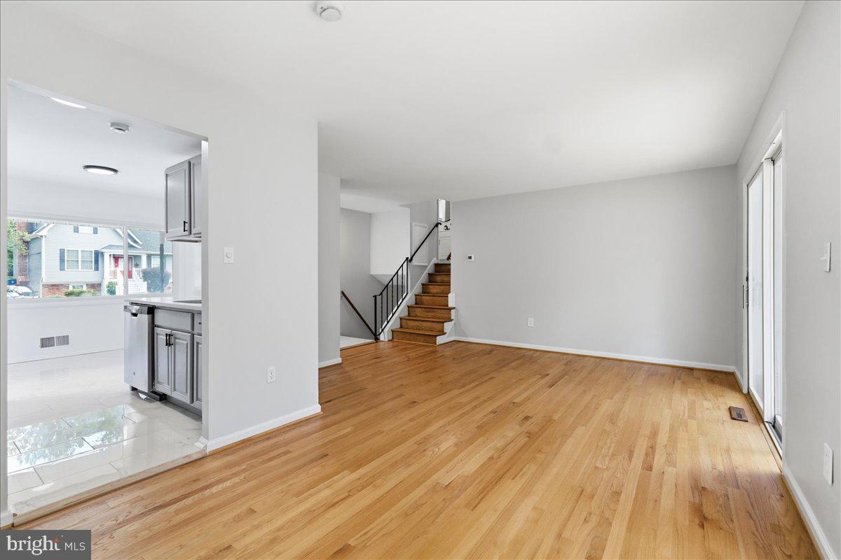 5014 Macon Road Rockville, MD 20852 - Photo 6 of 44 Living Room 1