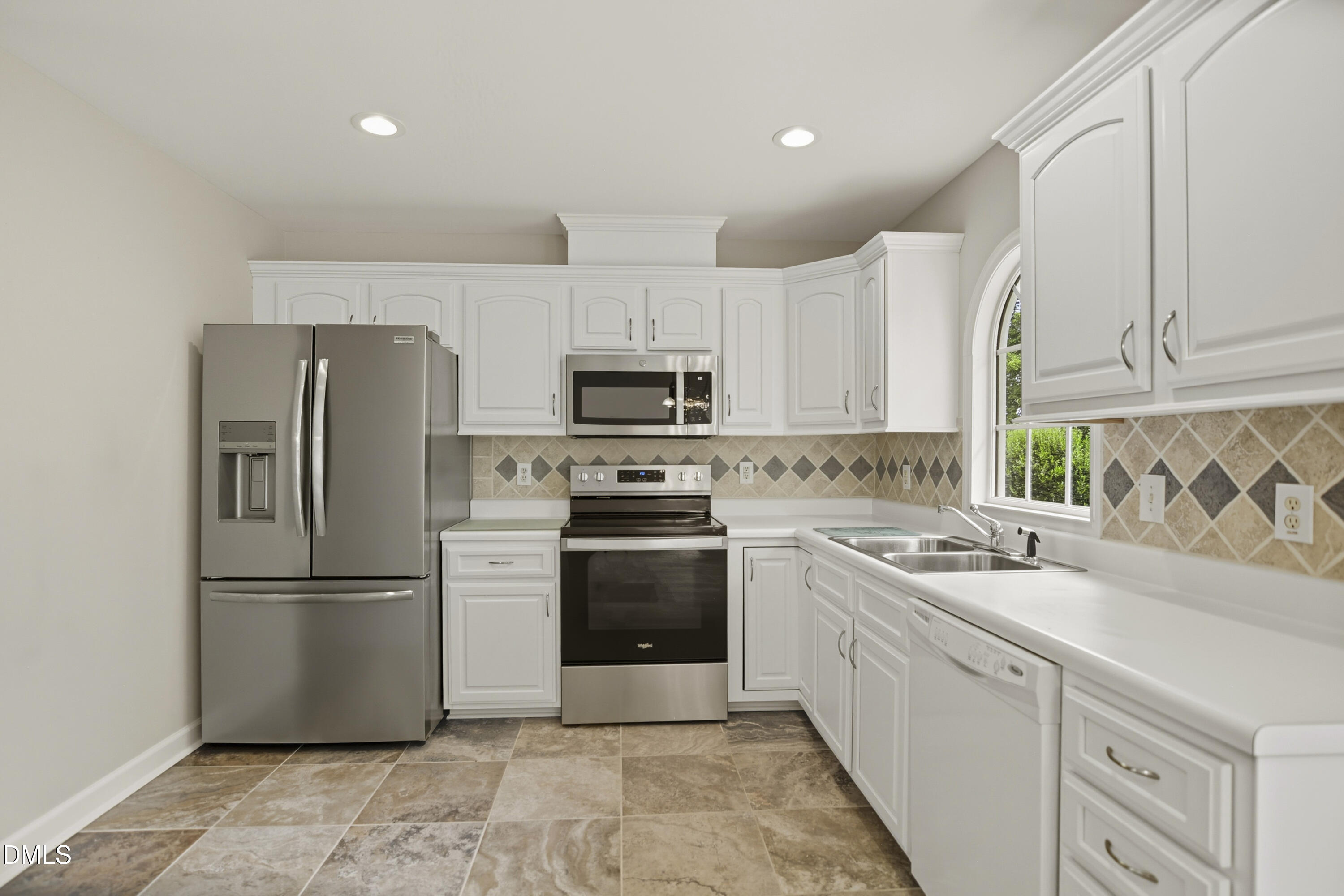 513 South Allen Road Wake Forest, NC 27587 - Photo 7 of 21 05
