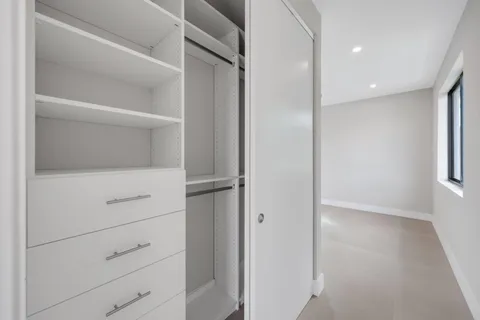 $2,350,000 | 2015 Northeast 4th Avenue, Wilton Manors, FL 33305