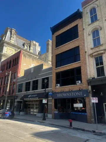 $1,850,000 | 524 North Water Street, Milwaukee, WI 53202